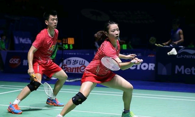 转型背后的 转型背后的