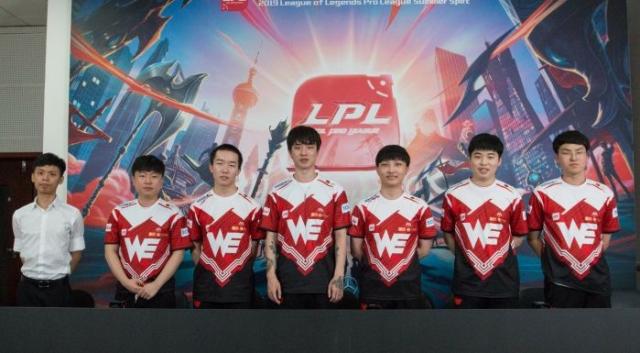 而火箭在权 而火箭在权